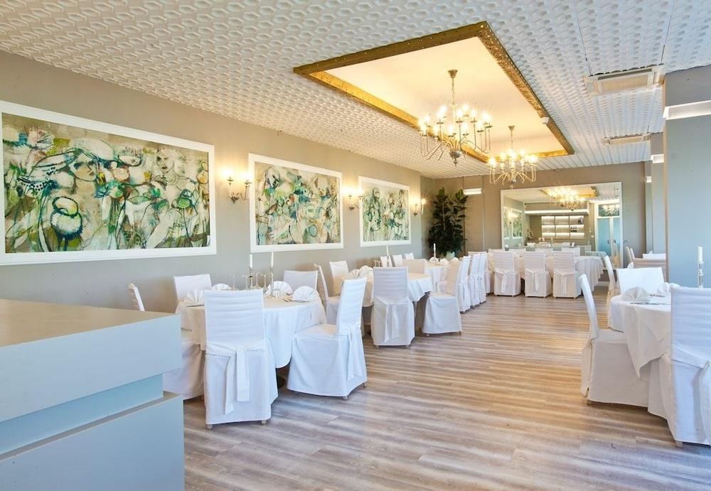 Hotel Grand Azzurra Club 3*