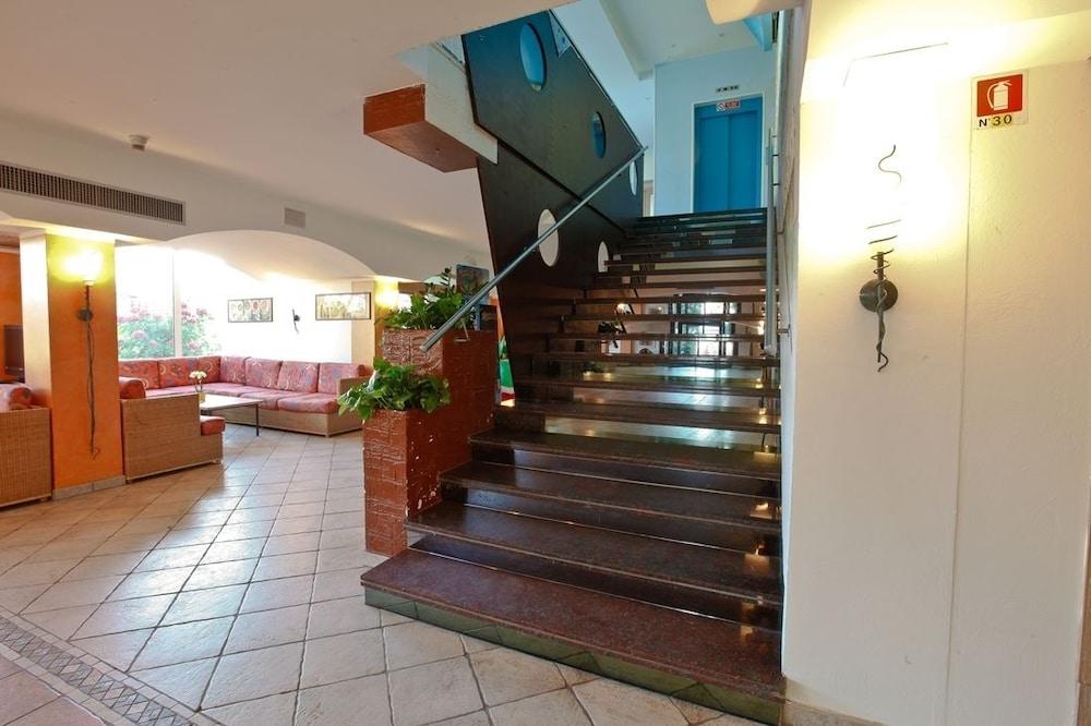 Grand Azzurra Club 3*