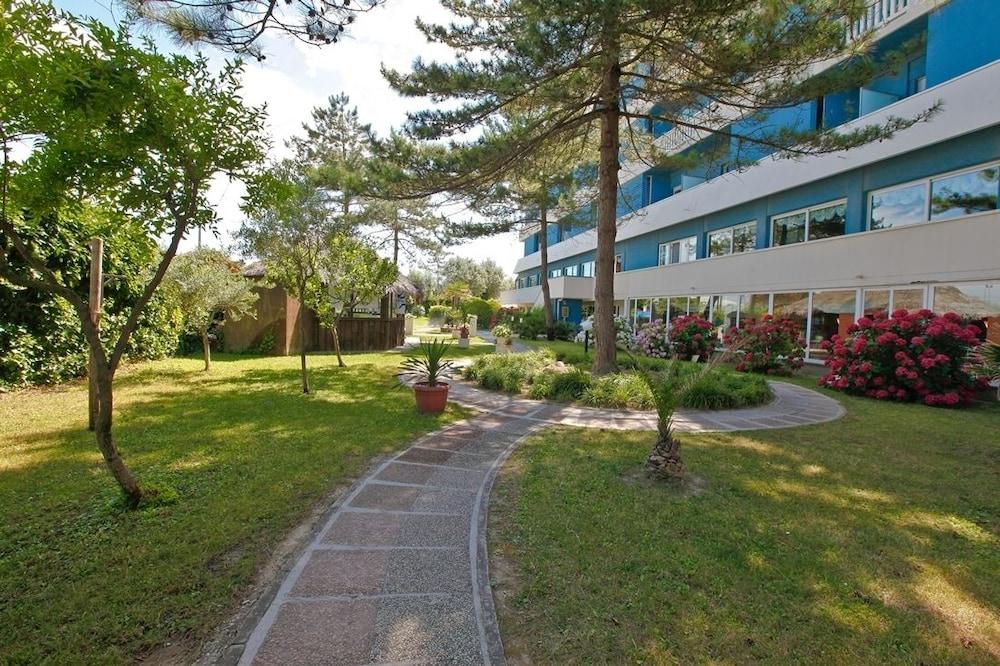Hotel Grand Azzurra Club