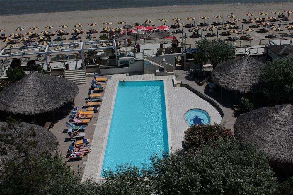 Grand Azzurra Club 3* Lido Adriano