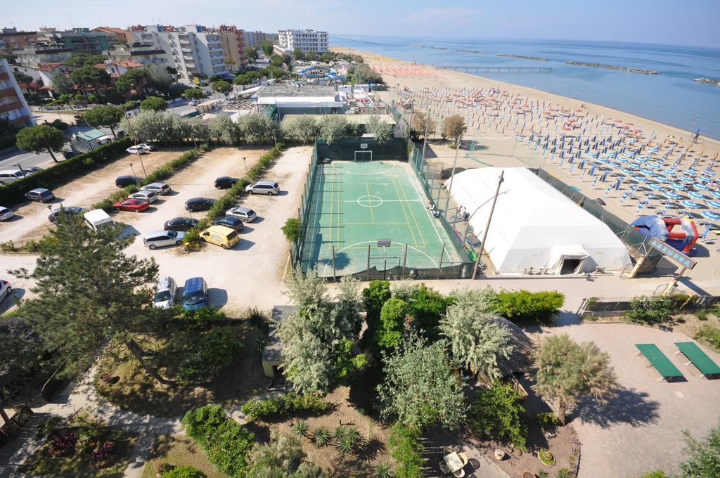 Hotel Grand Azzurra Club