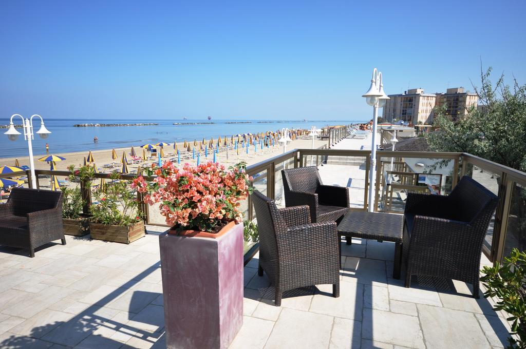 Grand Azzurra Club