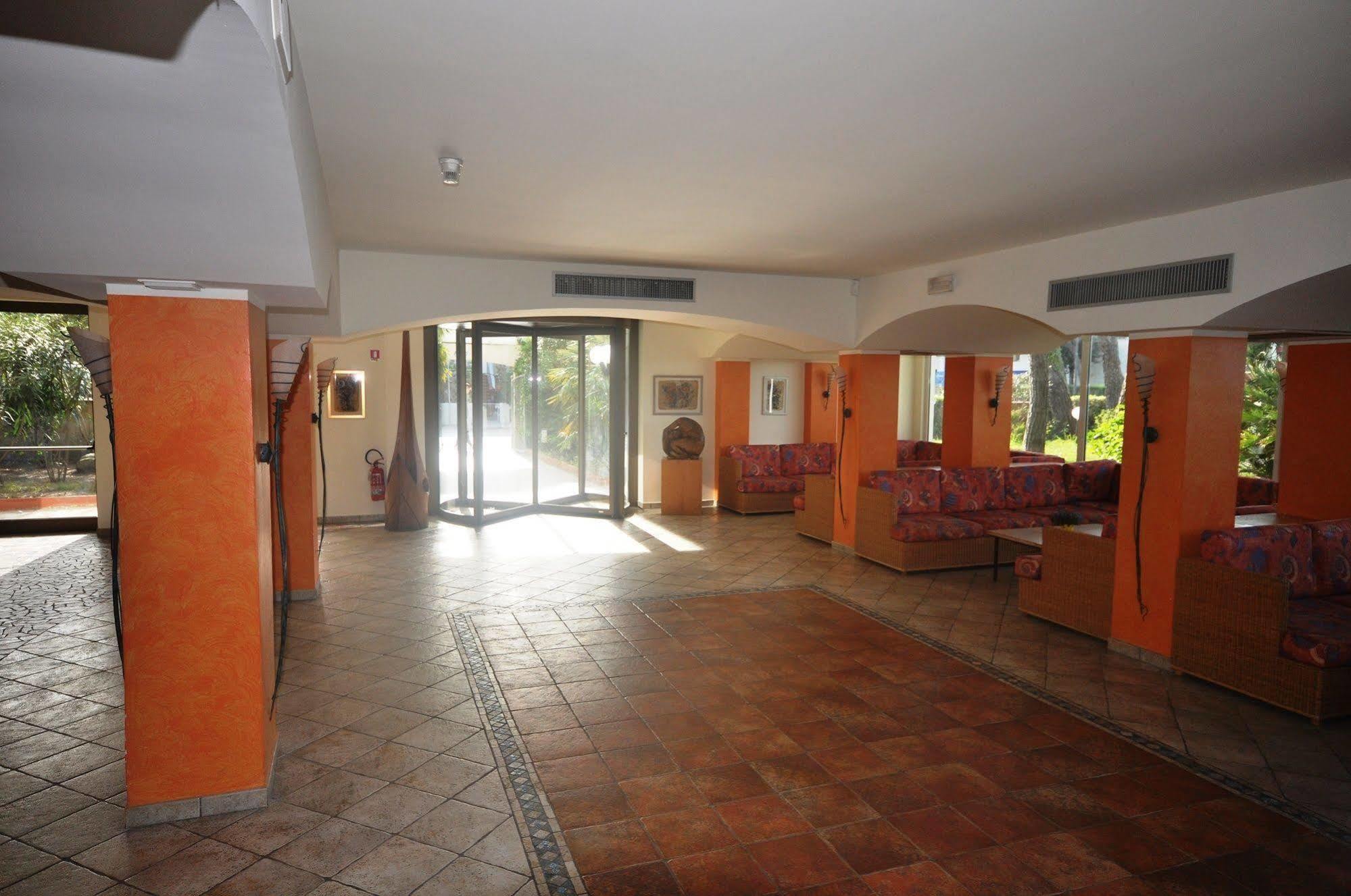 Grand Azzurra Club 3*