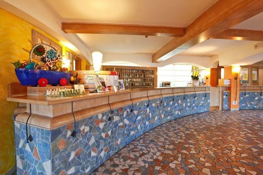 Grand Azzurra Club Hotel